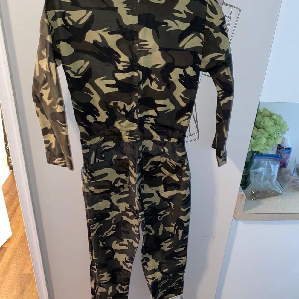 Jumper - Picture 5 of 6